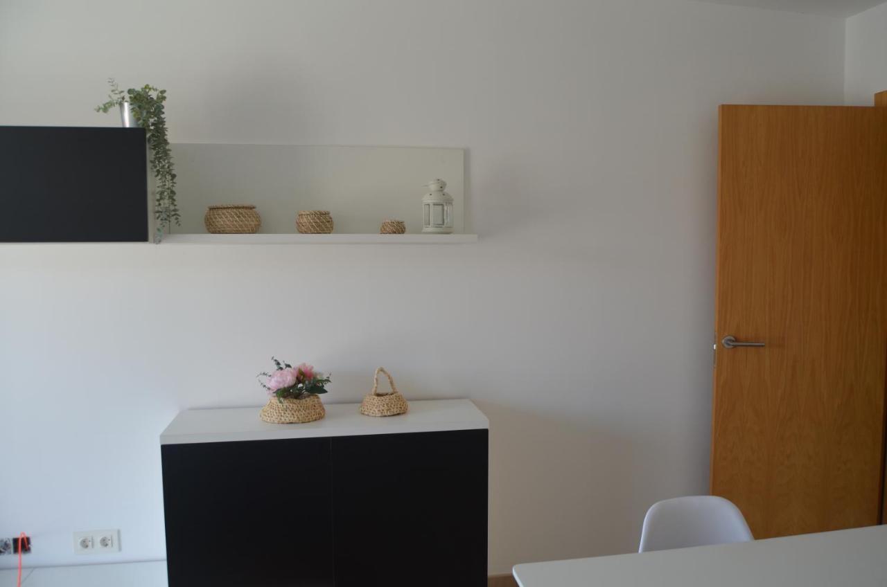Precioso Apartamento Con Garaje En Ares. Exteriör bild